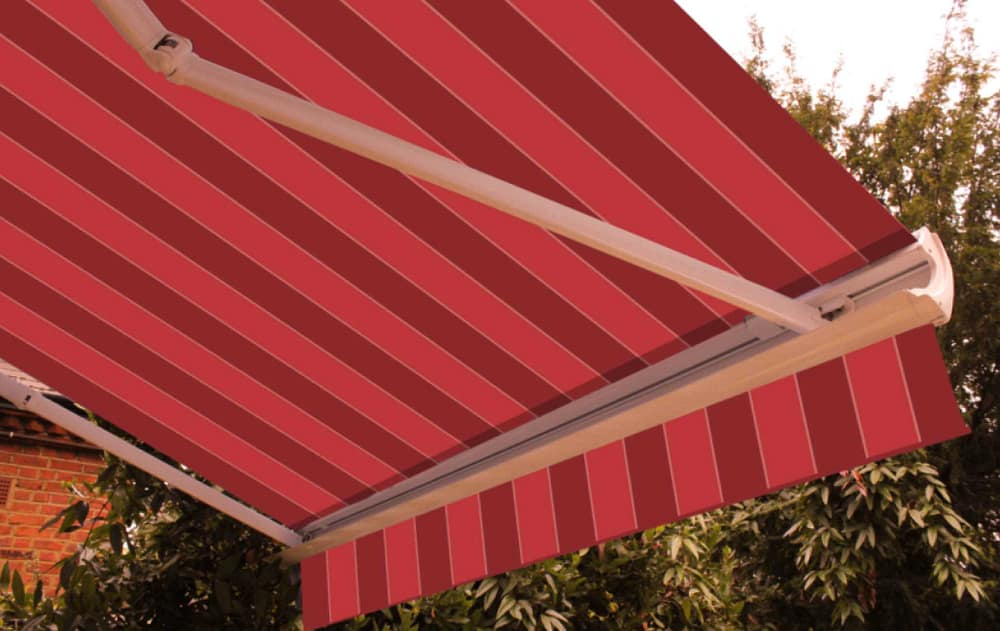 red awning